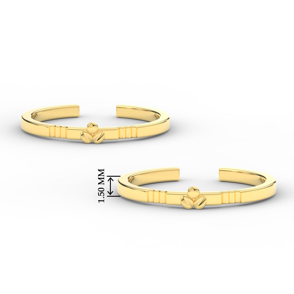 Simple Flower Design Gold Toe Ring